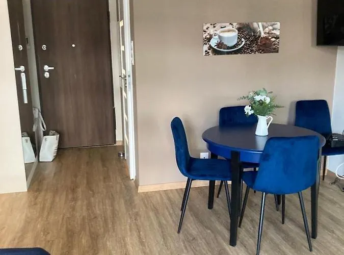 Wiślane Tarasy 2.0, free parking, private garden